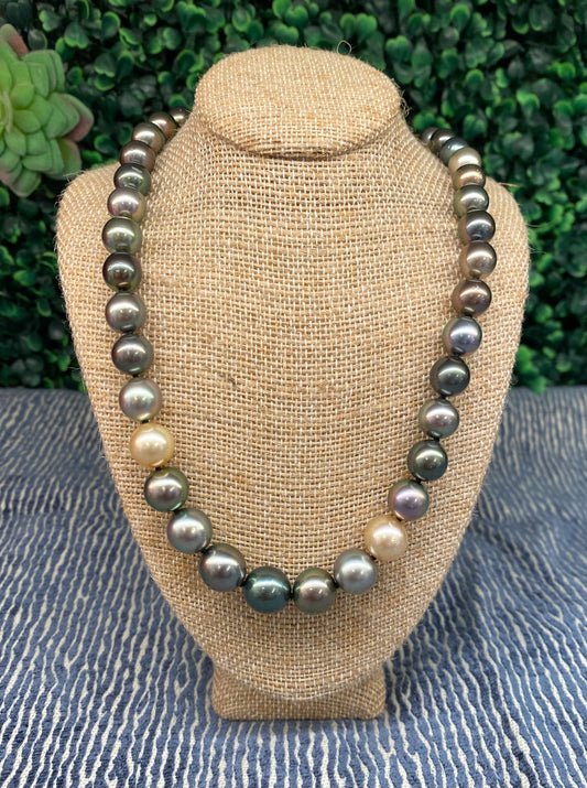 Tahitian Multicolor Round Pearl Necklace